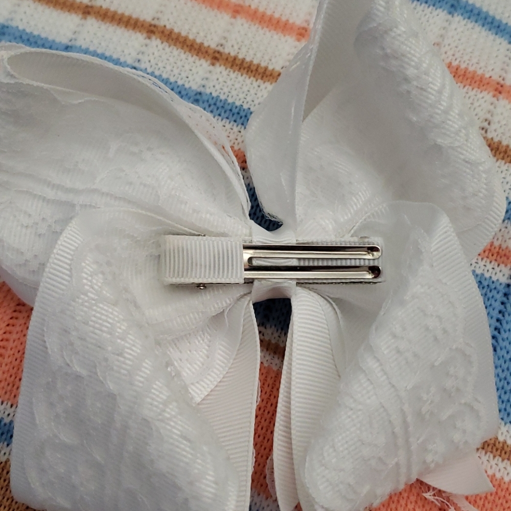 Hair bow - Picture 2 of 2
